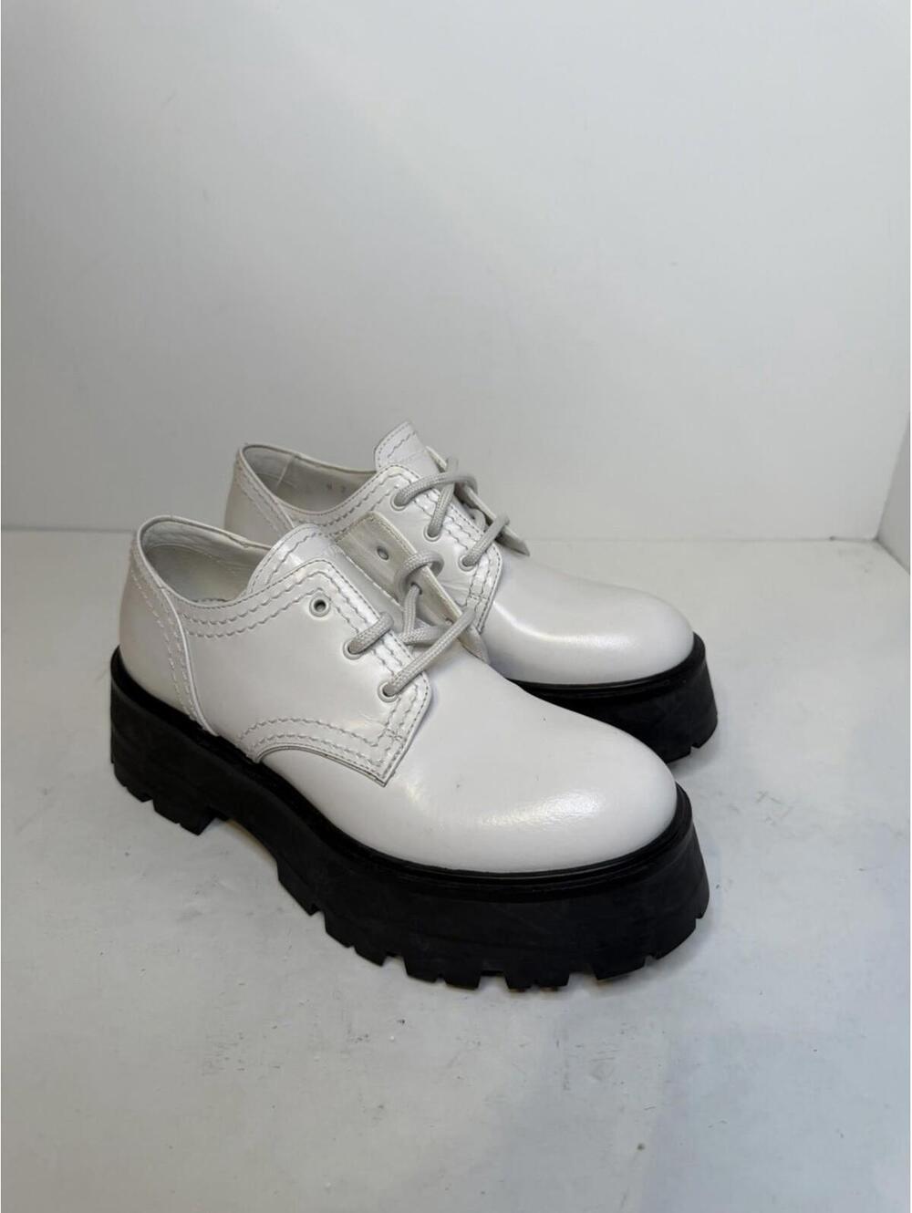 Alexander McQueen Women’s White Leather Platform Oxfords SZ 36 New